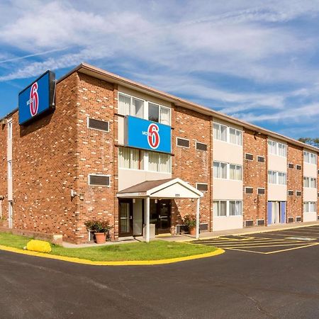 Motel 6-New Stanton, Pa Bagian luar foto